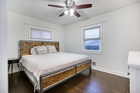 Tiny photo for 3958 La Rosa Court, Grove City, OH 43123 (MLS # 226007329)