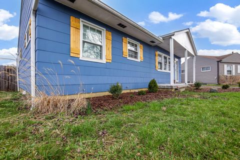 Tiny photo for 3958 La Rosa Court, Grove City, OH 43123 (MLS # 226007329)