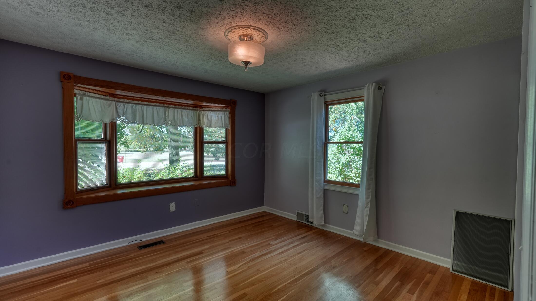 190 Airport Road, Zanesville, Ohio image 17