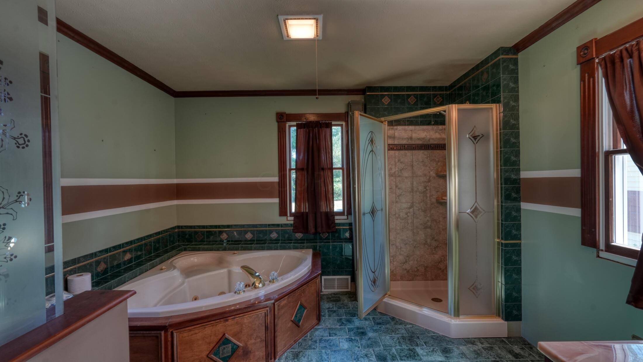 190 Airport Road, Zanesville, Ohio image 33