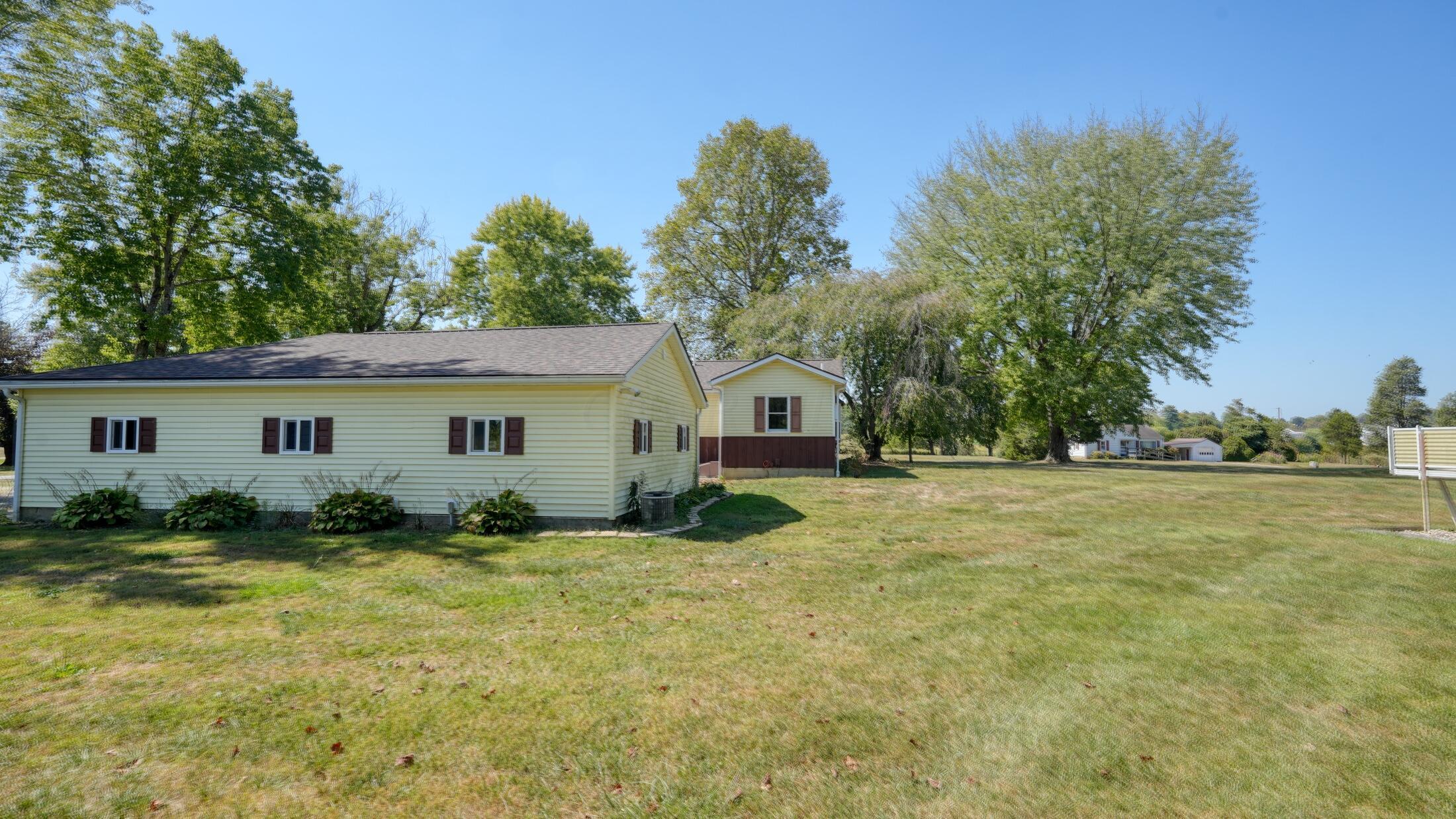 190 Airport Road, Zanesville, Ohio image 45