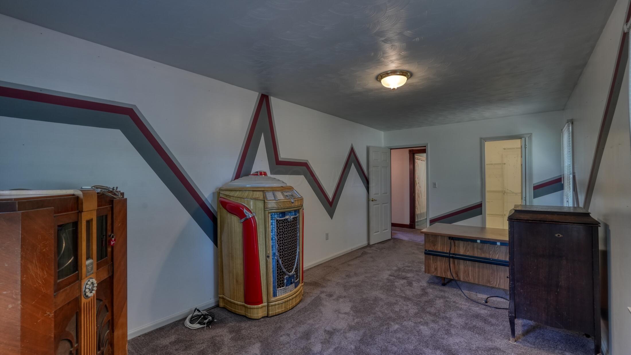 190 Airport Road, Zanesville, Ohio image 35