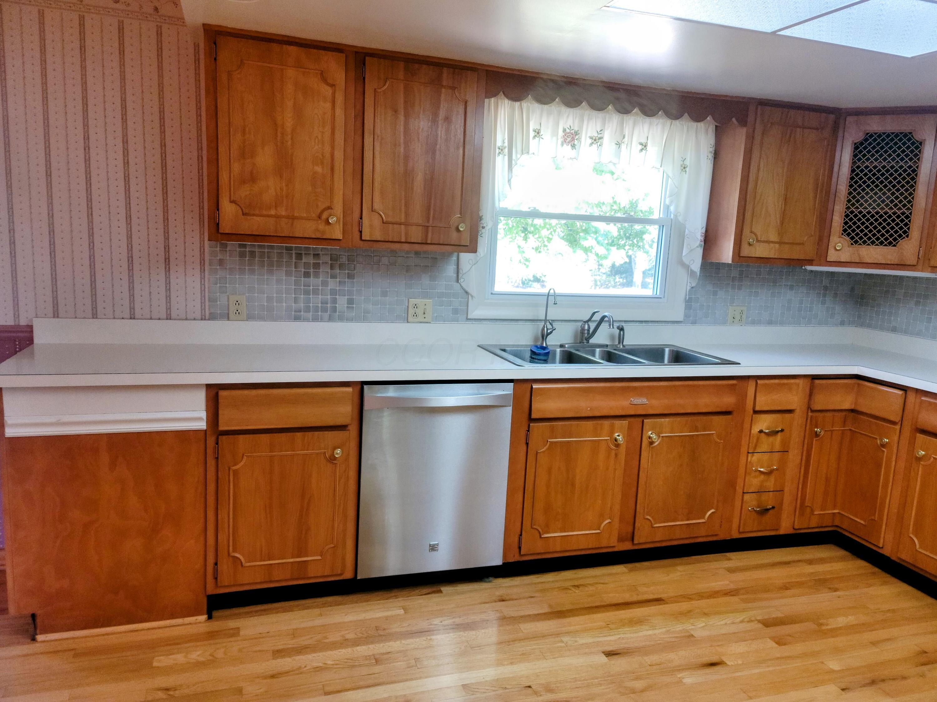 8252 Johnstown Alexandria Road, Johnstown, Ohio image 39