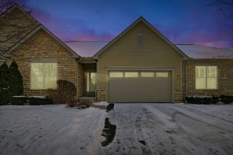 Photo of 9023 Samari Place, Powell, OH 43065 (MLS # 226000194)