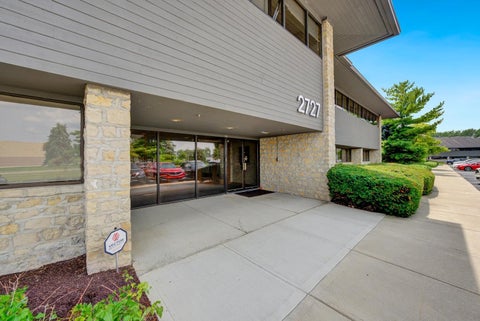 Photo of 2727 Tuller Parkway 210 #210, Dublin, OH 43017 (MLS # 226029541)