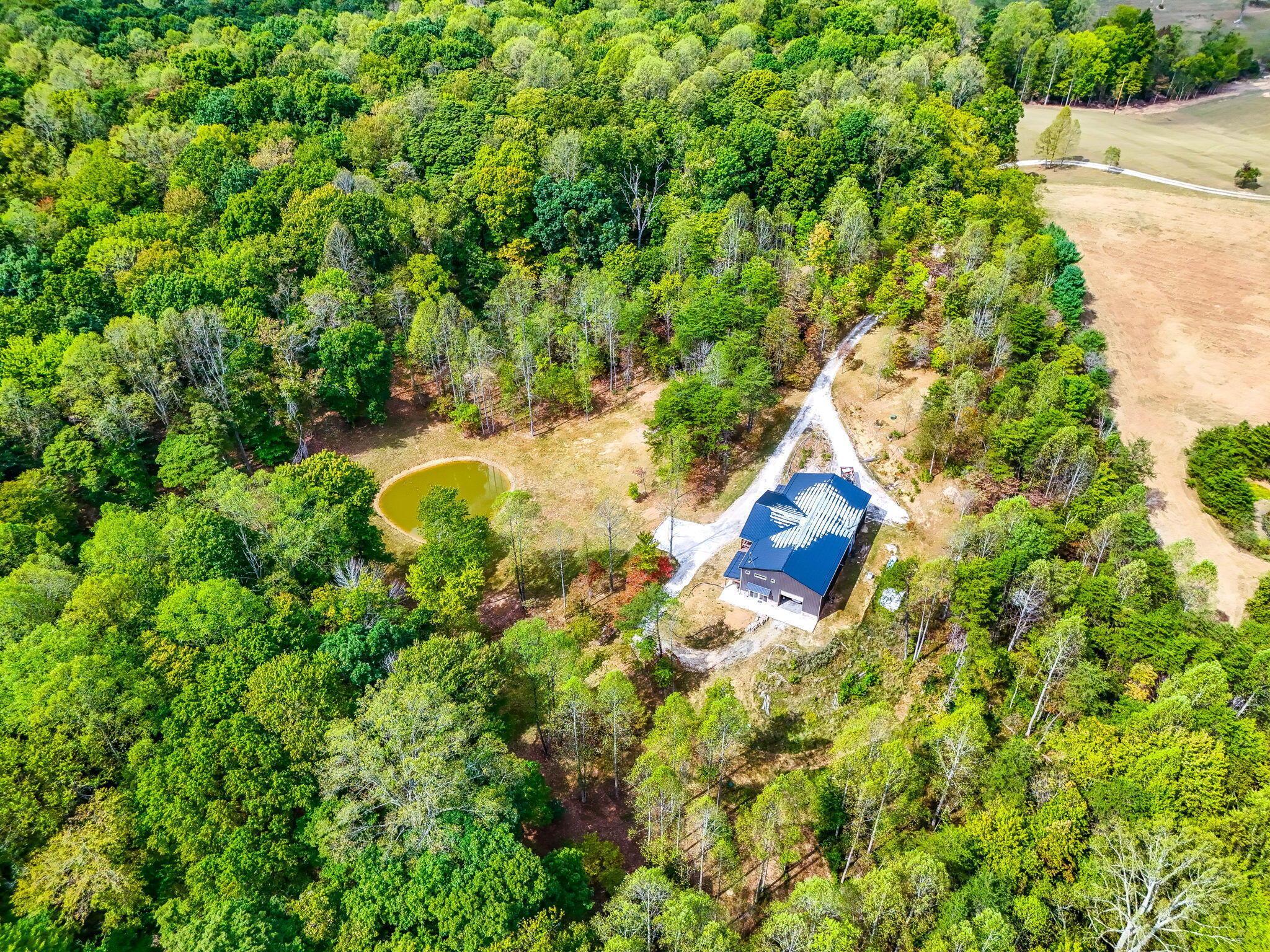 13427 Oh-374, Rockbridge, Ohio image 31