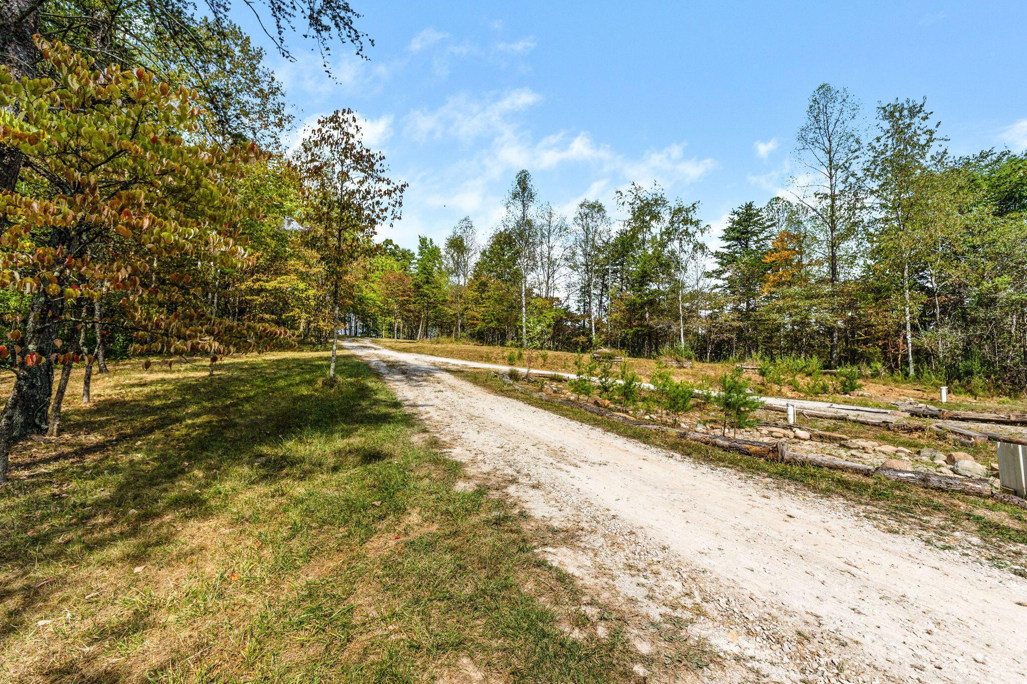 13427 Oh-374, Rockbridge, Ohio image 35