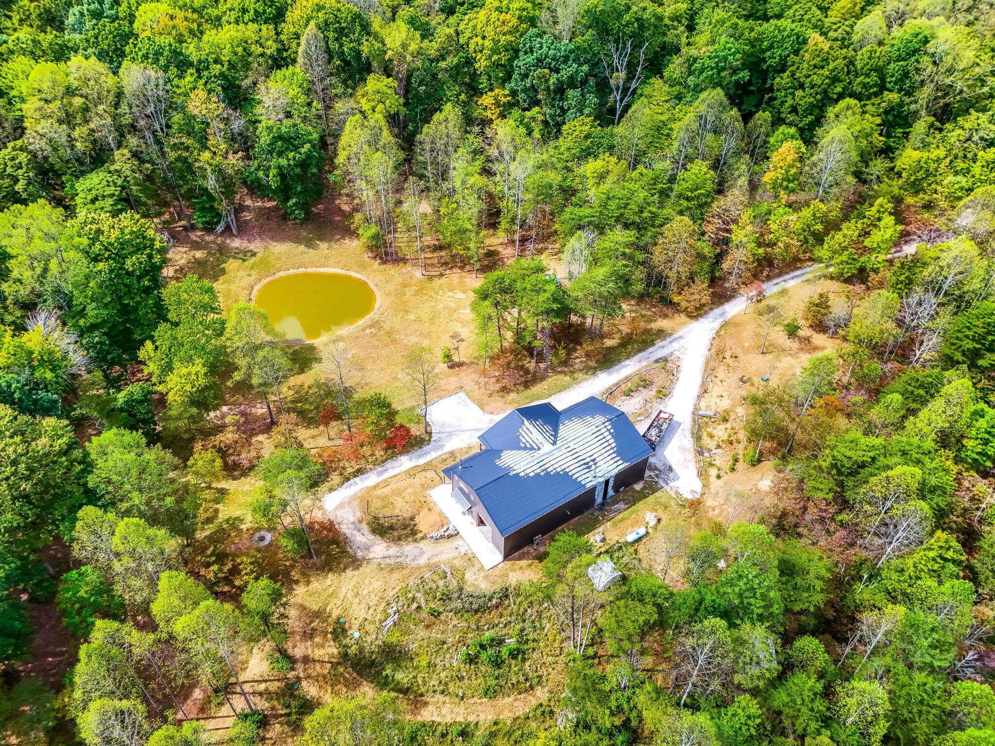 13427 Oh-374, Rockbridge, Ohio image 17