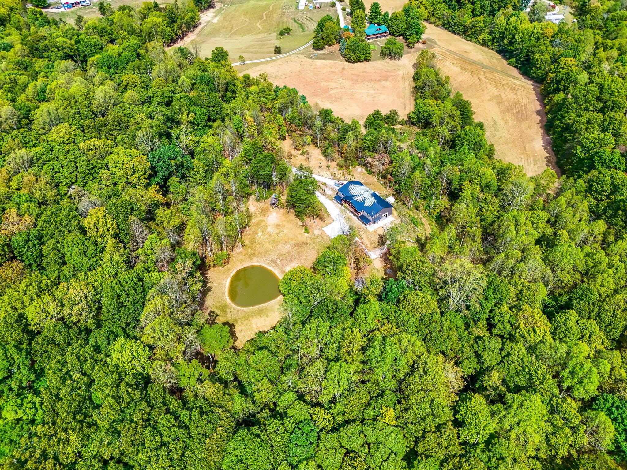 13427 Oh-374, Rockbridge, Ohio image 23