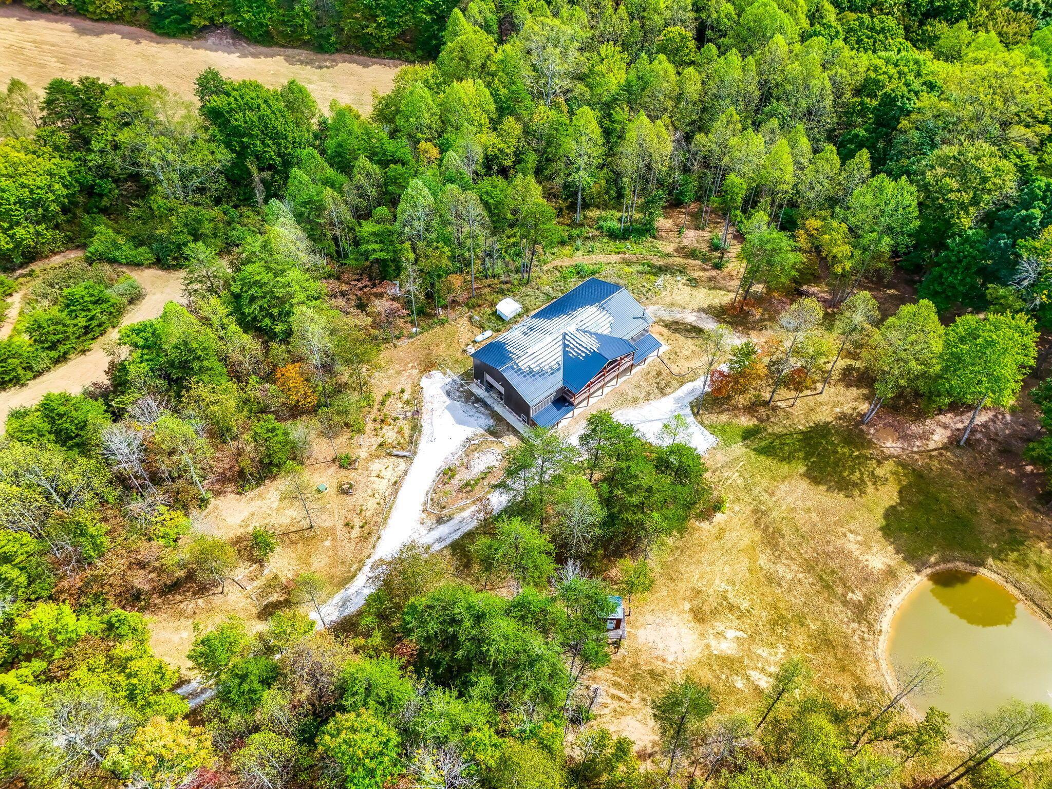 13427 Oh-374, Rockbridge, Ohio image 20