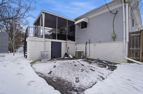 Tiny photo for 1905 Woodcrest Road, Columbus, OH 43232 (MLS # 226007283)