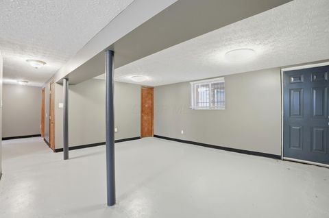 Tiny photo for 1905 Woodcrest Road, Columbus, OH 43232 (MLS # 226007283)