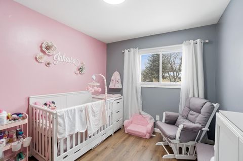 Tiny photo for 1905 Woodcrest Road, Columbus, OH 43232 (MLS # 226007283)