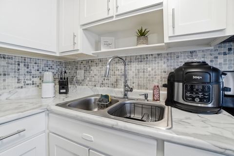 Tiny photo for 1905 Woodcrest Road, Columbus, OH 43232 (MLS # 226007283)