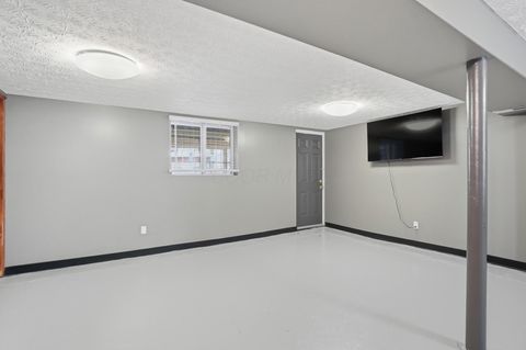 Tiny photo for 1905 Woodcrest Road, Columbus, OH 43232 (MLS # 226007283)