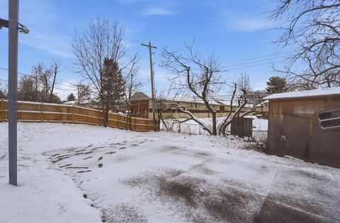 Tiny photo for 1905 Woodcrest Road, Columbus, OH 43232 (MLS # 226007283)