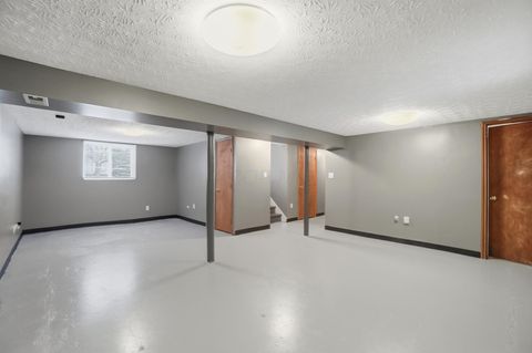 Tiny photo for 1905 Woodcrest Road, Columbus, OH 43232 (MLS # 226007283)