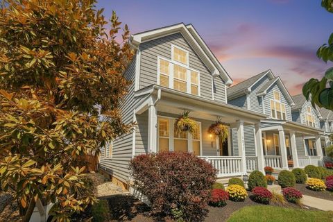 Photo of 1271 N Grant Avenue, Columbus, OH 43201 (MLS # 225030121)
