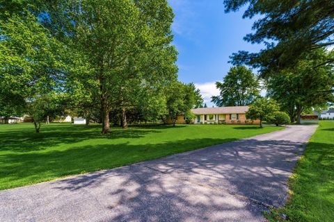 Photo of 8300 Bruce Court NW, Canal Winchester, OH 43110 (MLS # 226016824)