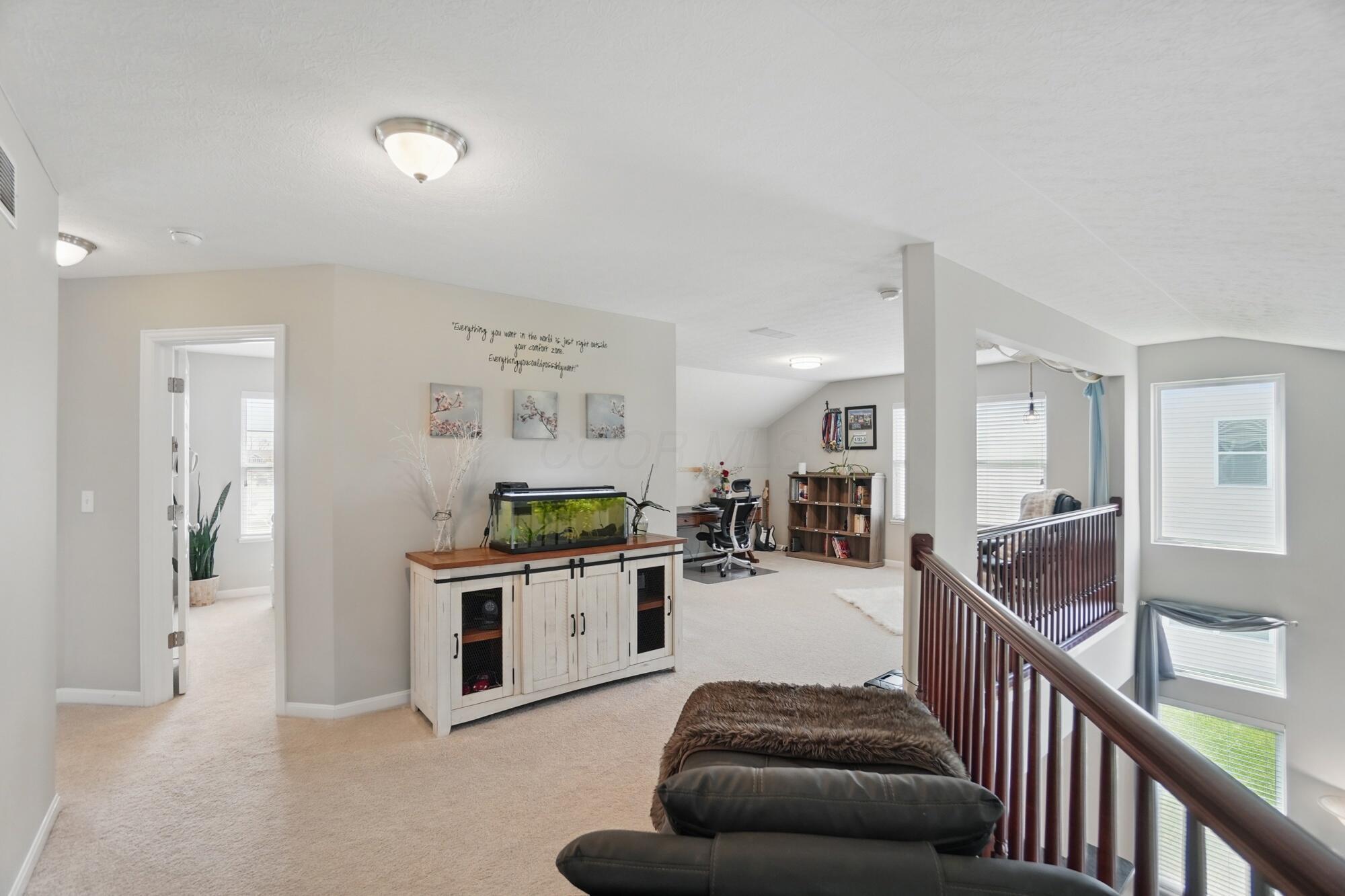 654 Black Hawk Drive, Marysville, Ohio image 28