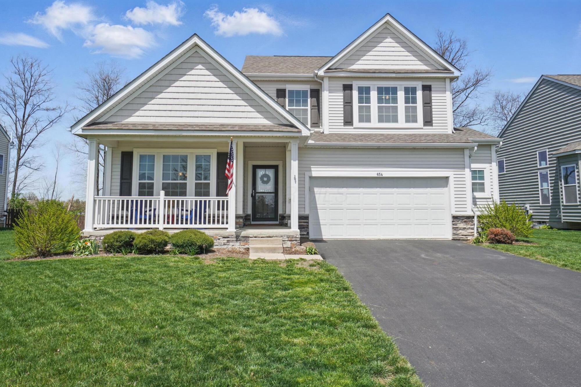 654 Black Hawk Drive, Marysville, Ohio image 1