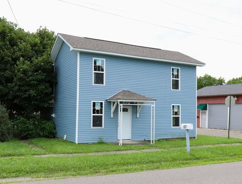 Photo of 105 W North, Hebron, OH 43025 (MLS # 226028042)
