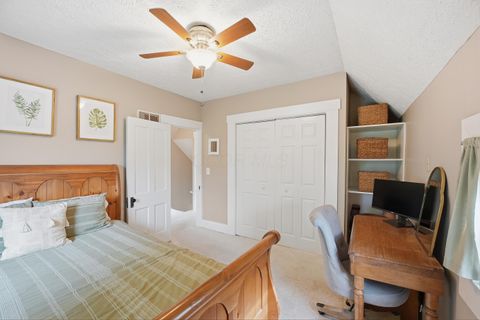 Tiny photo for 577 Bradley Street, Columbus, OH 43201 (MLS # 226016301)