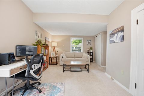 Tiny photo for 577 Bradley Street, Columbus, OH 43201 (MLS # 226016301)