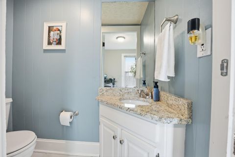 Tiny photo for 577 Bradley Street, Columbus, OH 43201 (MLS # 226016301)