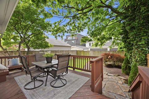 Tiny photo for 577 Bradley Street, Columbus, OH 43201 (MLS # 226016301)