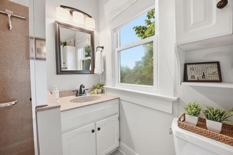 Tiny photo for 577 Bradley Street, Columbus, OH 43201 (MLS # 226016301)