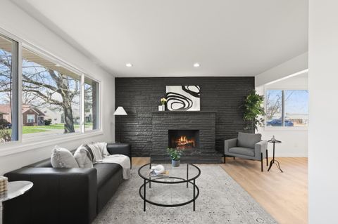 Photo of 1370 Studer Avenue, Columbus, OH 43206 (MLS # 226009485)