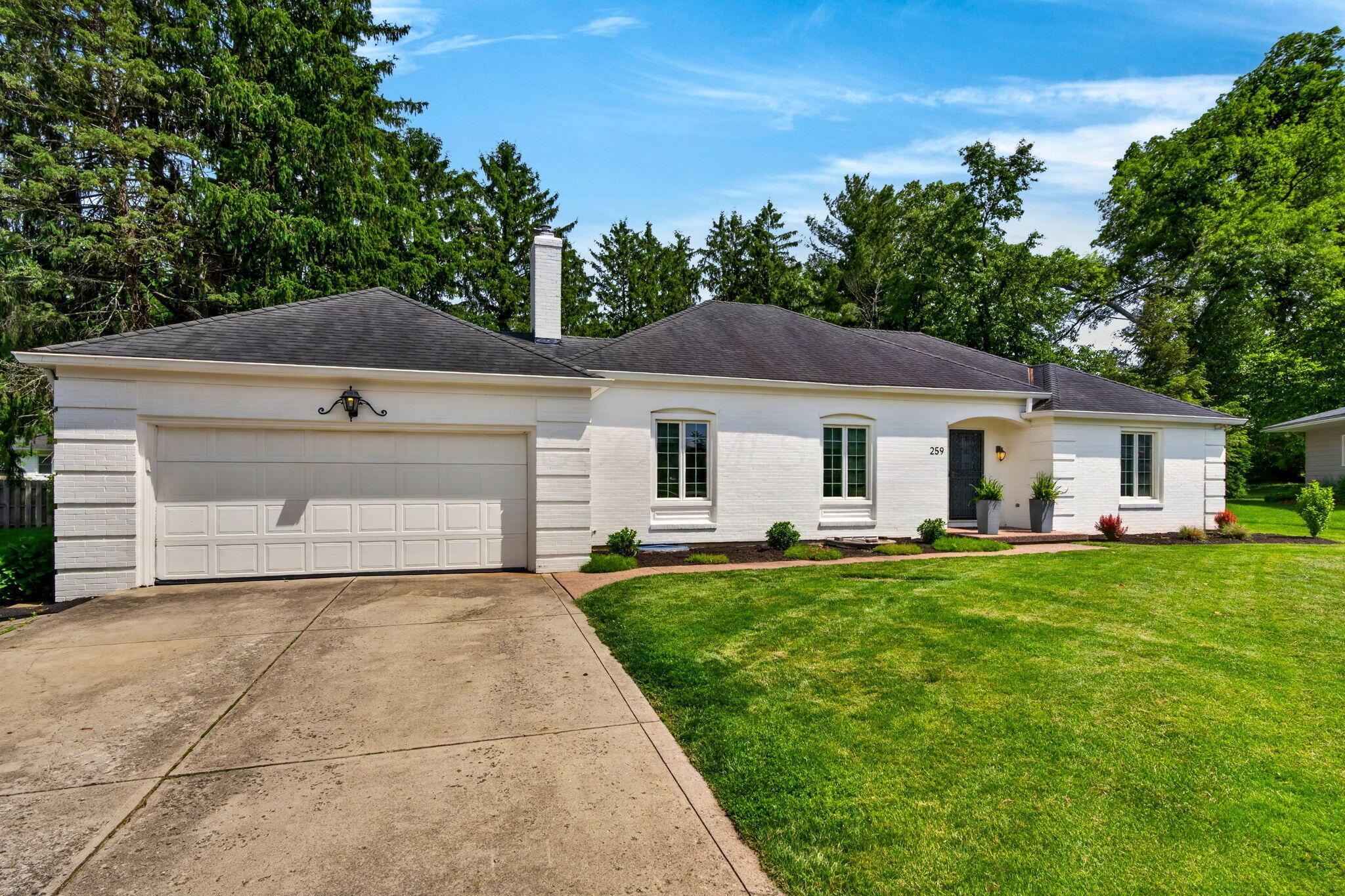 259 Woodsview Drive