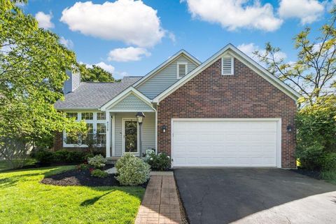 Photo of 4338 Brickwood Drive, Hilliard, OH 43026 (MLS # 226016495)