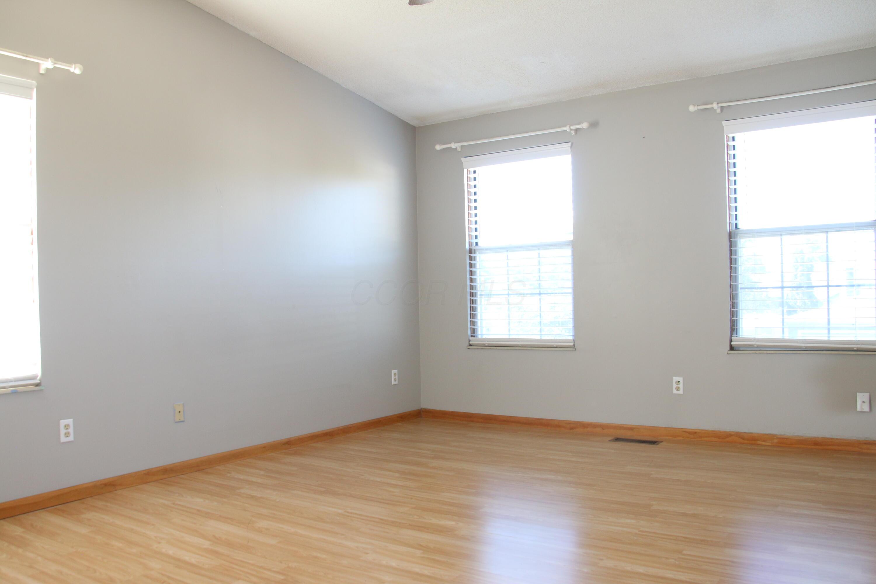 Hilliard, Ohio 43026, United States, 3 Bedrooms Bedrooms, ,3 BathroomsBathrooms,Residential,Active,226012