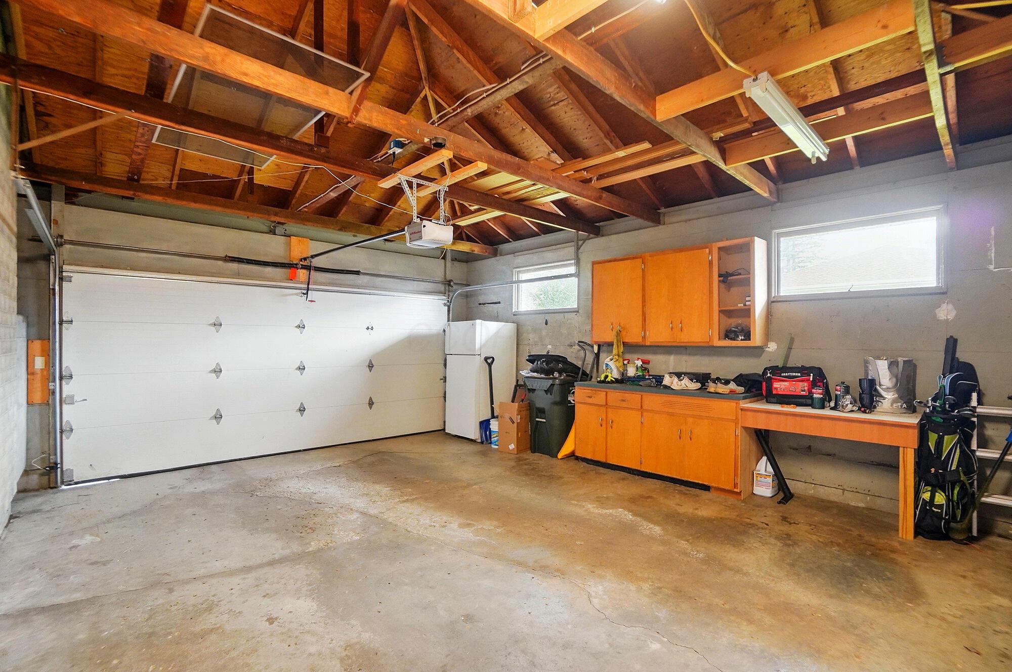 4561 Willowbrook Drive, Springfield, Ohio image 48