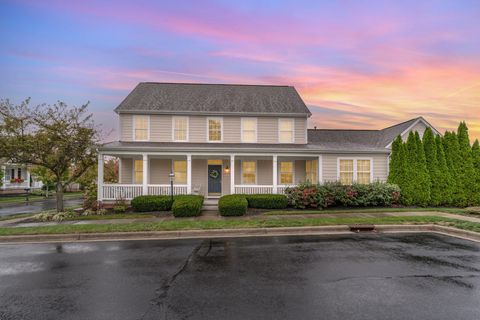 Photo of 4726 Oakland Ridge Drive, Powell, OH 43065 (MLS # 225041249) Photo of 4726 Oakland Ridge Drive, Powell, OH 43065 (MLS # 225041249)