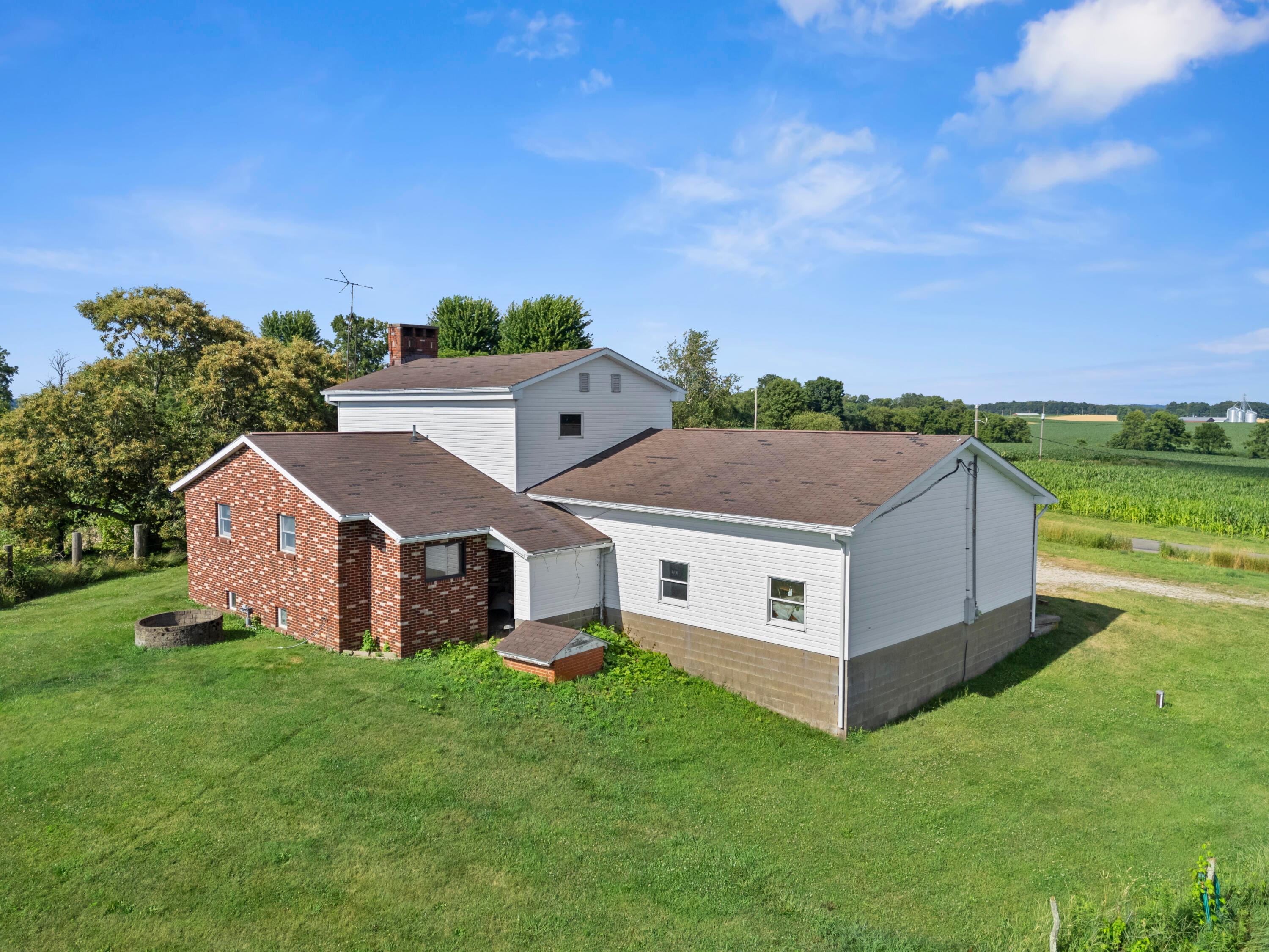 12943 Cooksey Road, Utica, Ohio image 3