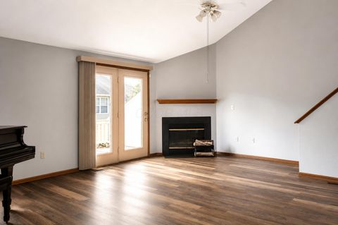 Tiny photo for 1000 Oak Bay Drive, Galloway, OH 43119 (MLS # 226022981)