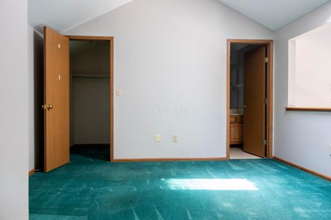 Tiny photo for 1000 Oak Bay Drive, Galloway, OH 43119 (MLS # 226022981)