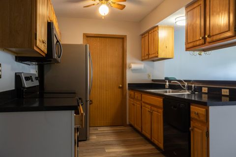 Tiny photo for 1000 Oak Bay Drive, Galloway, OH 43119 (MLS # 226022981)