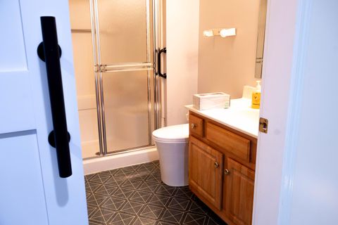 Tiny photo for 1000 Oak Bay Drive, Galloway, OH 43119 (MLS # 226022981)