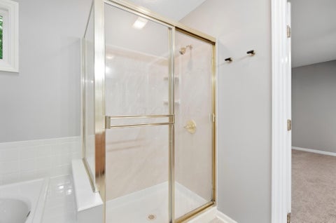 Tiny photo for 288 W Hull Drive, Delaware, OH 43015 (MLS # 226036294)