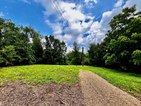 Vacant Land For Sale - 2496 Martinsburg Road<br/> Knox County, Gambier, OH 43022