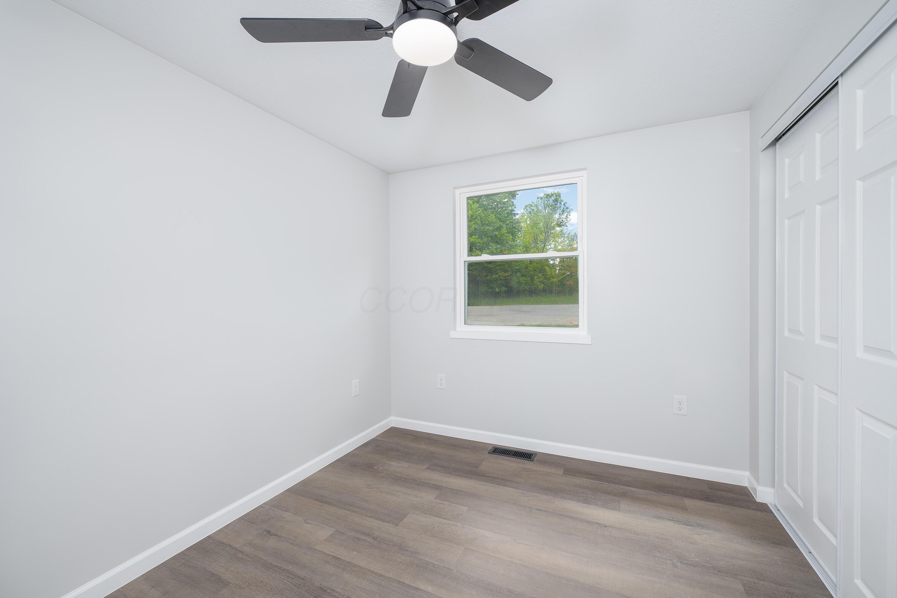 26 Crabtree Court, Howard, Ohio image 12