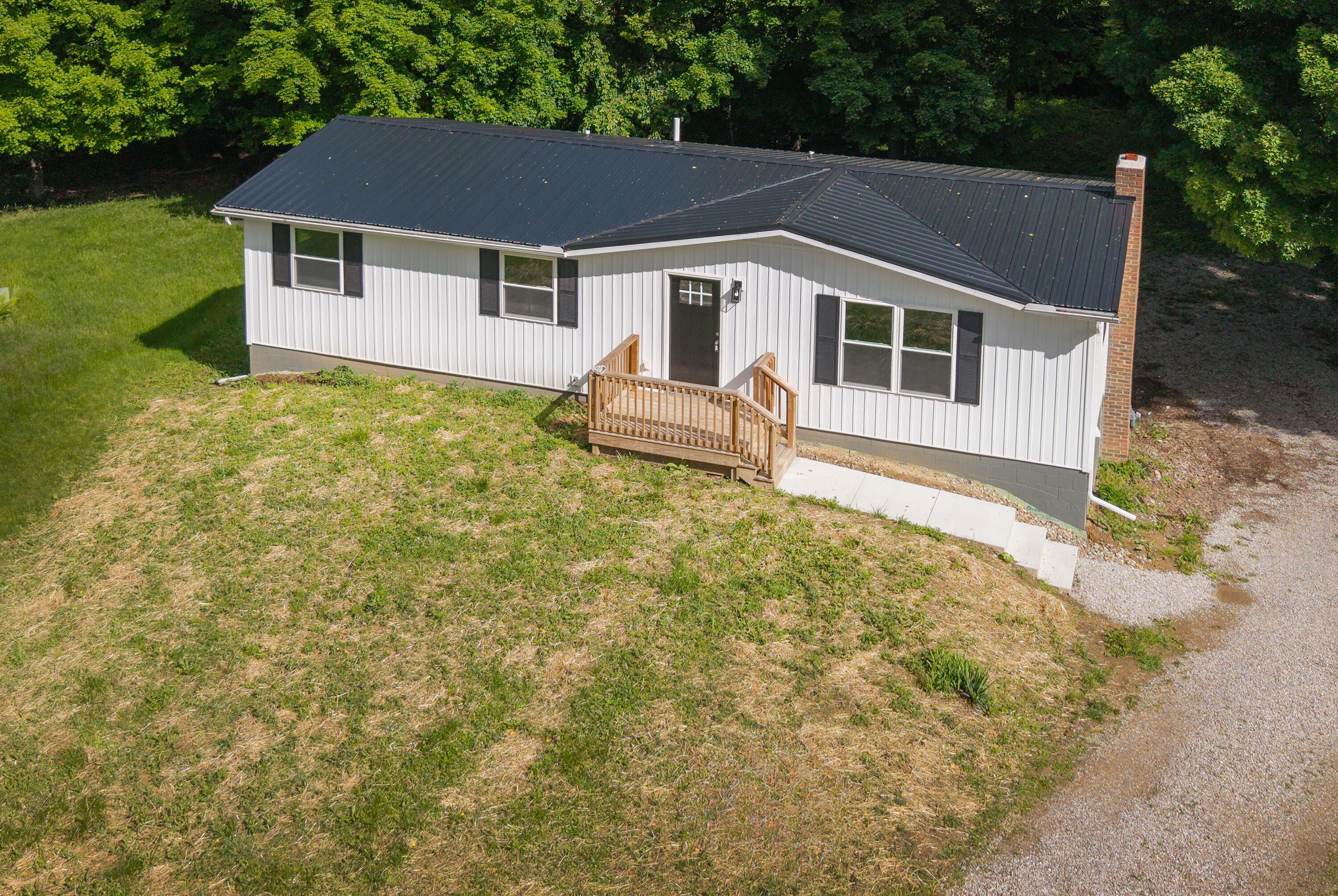 26 Crabtree Court, Howard, Ohio image 7