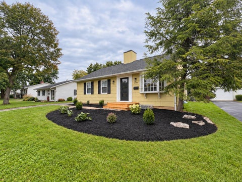 Tiny photo for 4794 Hillcrest Street N, Hilliard, OH 43026 (MLS # 226036193)