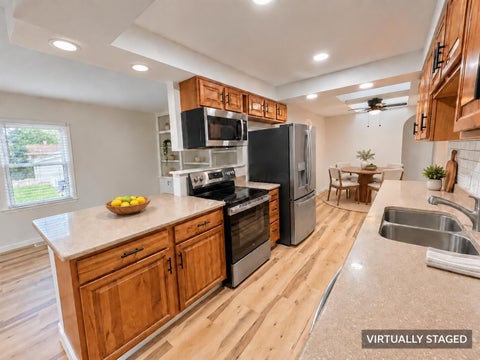 Tiny photo for 4794 Hillcrest Street N, Hilliard, OH 43026 (MLS # 226036193)