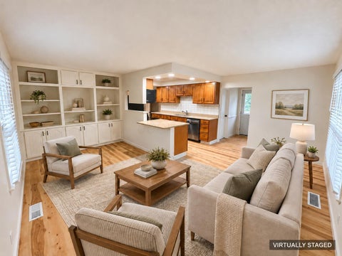 Tiny photo for 4794 Hillcrest Street N, Hilliard, OH 43026 (MLS # 226036193)