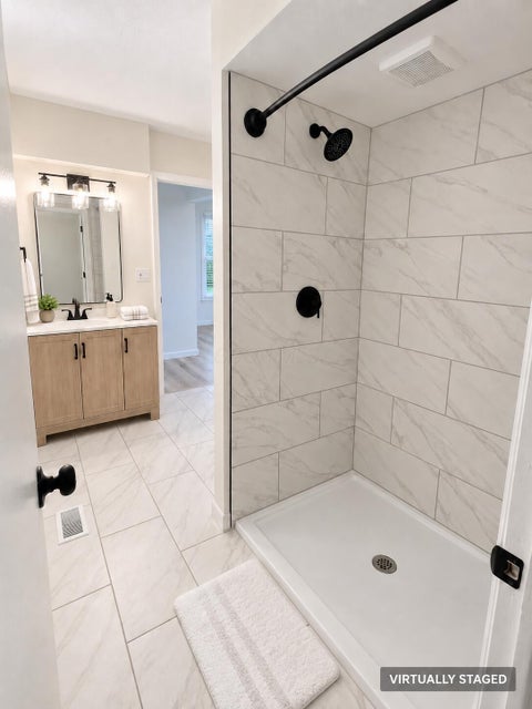 Tiny photo for 4794 Hillcrest Street N, Hilliard, OH 43026 (MLS # 226036193)